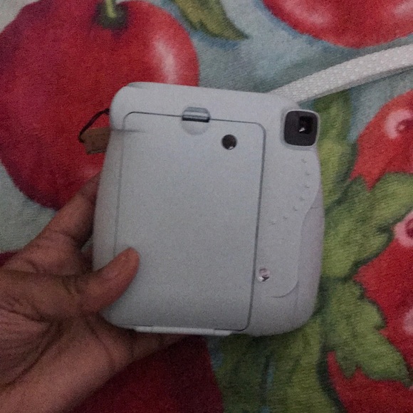 Instax mini 9 Fuji Film Camera - Picture 2 of 4